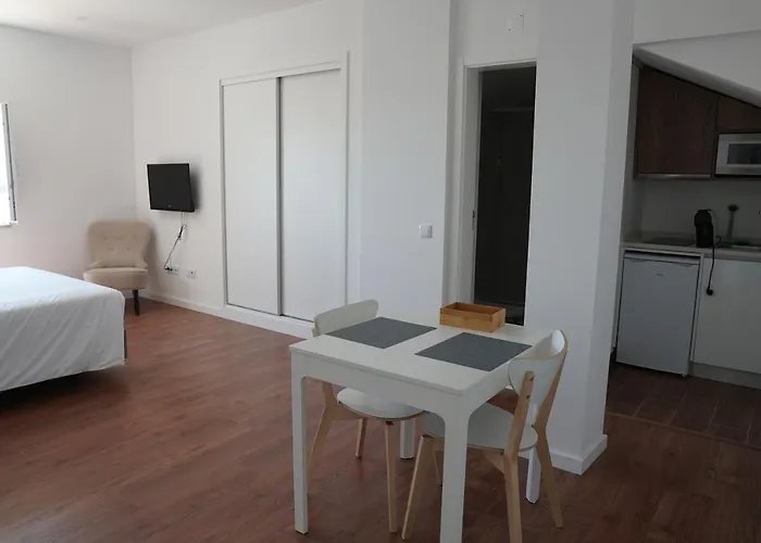 Solar Valadim - Serviced Apartments